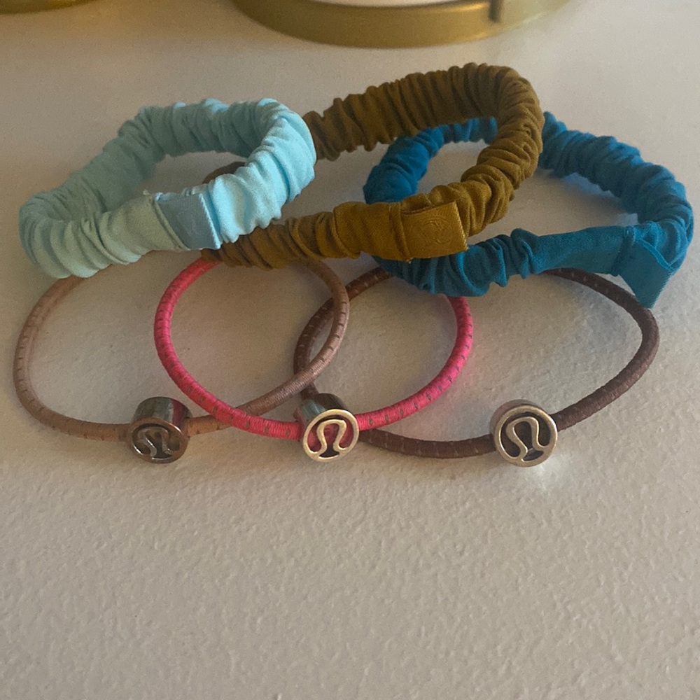 Lululemon hair tie packs of 6